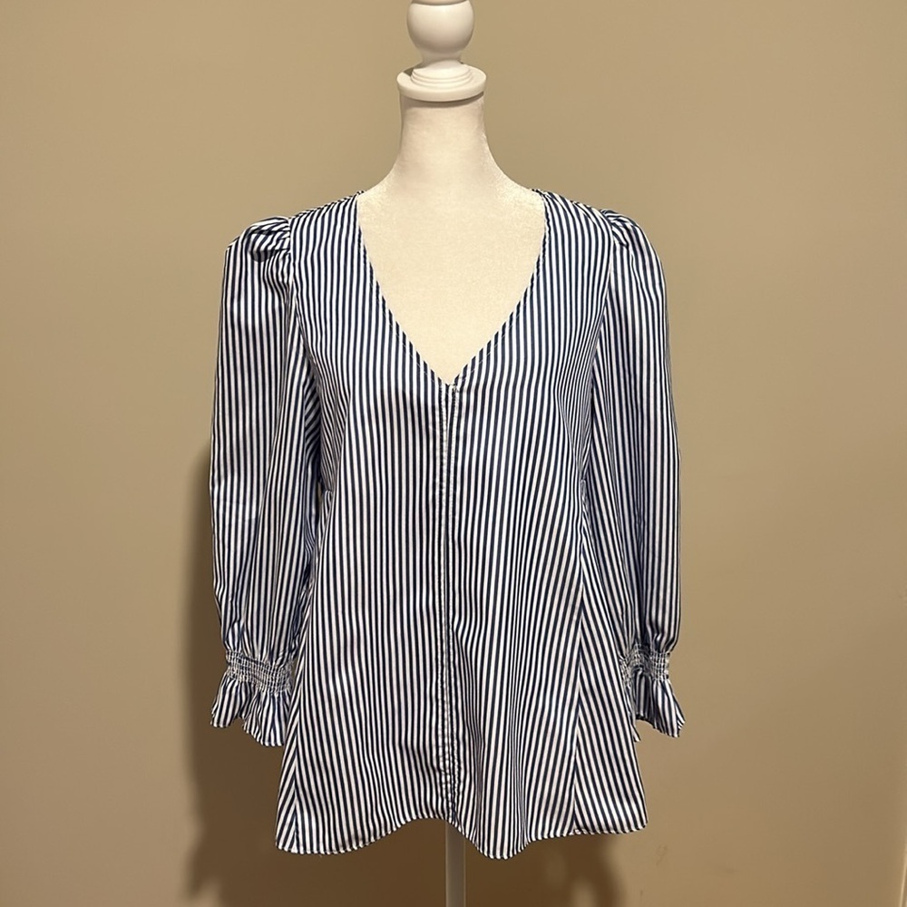 Tuckernuck Easton Blue And White Stripe Puff Sleeve Blouse New Size Small - Picture 4 of 12